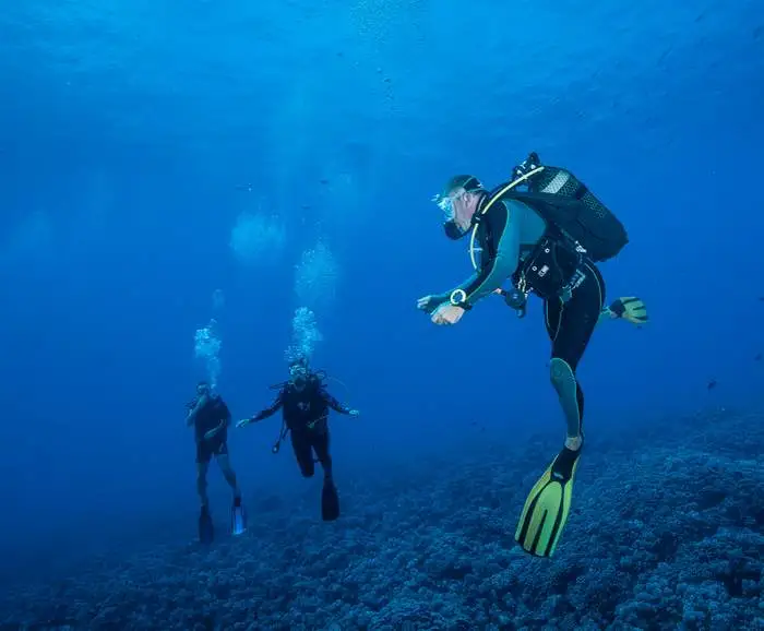 certified-bora-bora-ocean-adventures-scuba-diving-divers